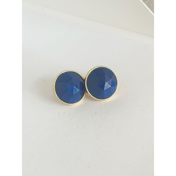 Vintage 1987 Avon Royal Facets Blue Clip On Earrings - Picture 2 of 5